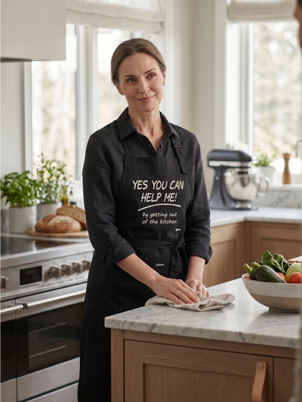 Yes You Can Help Me! Black Kitchen Apron